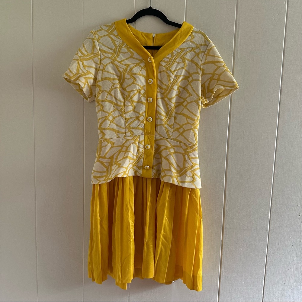 Vintage Yellow and White dress
